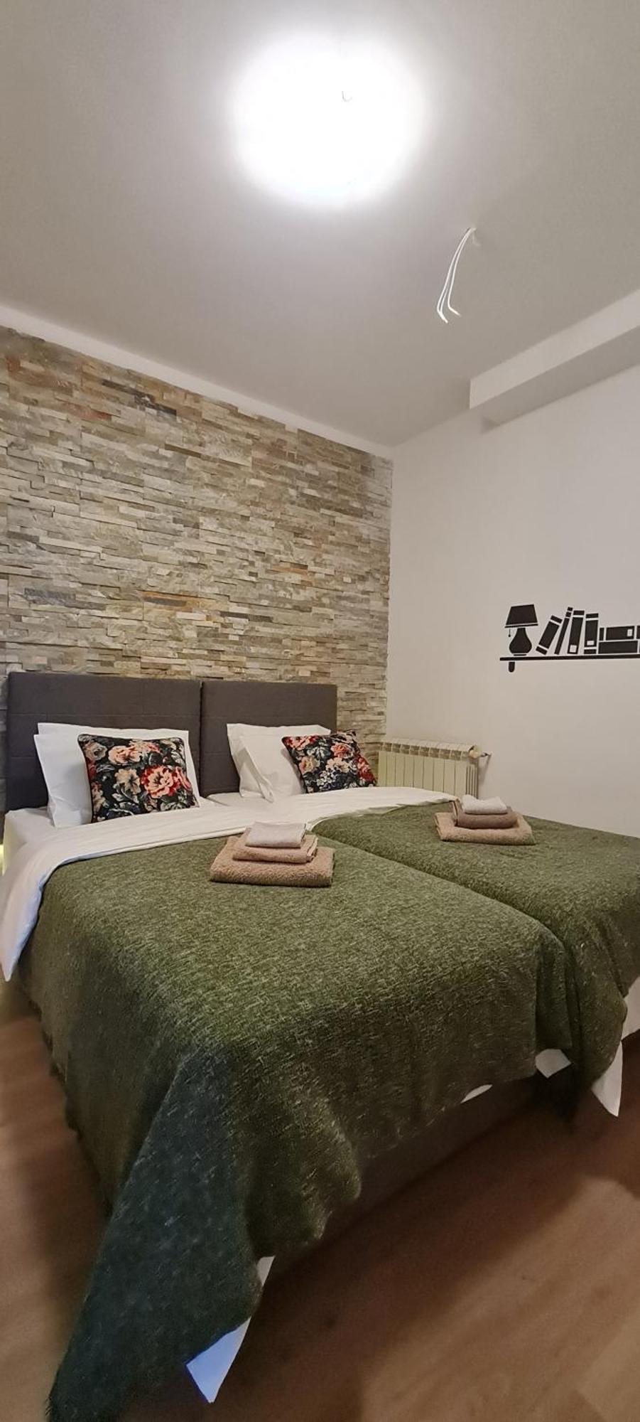 Minicity Inn Belgrado Habitación foto